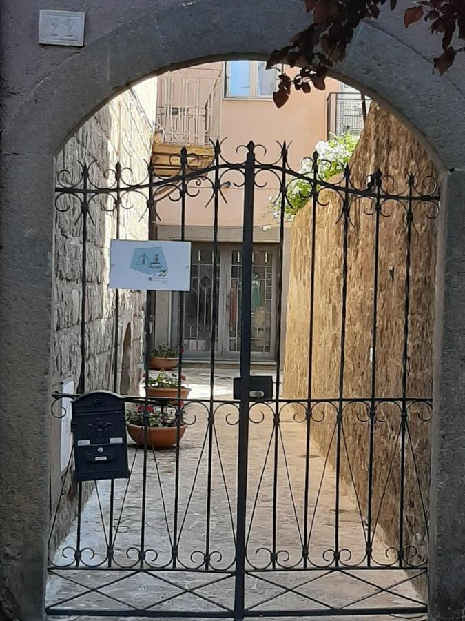 Отель Al22 Di Piazza Del Gesu Витербо Экстерьер фото